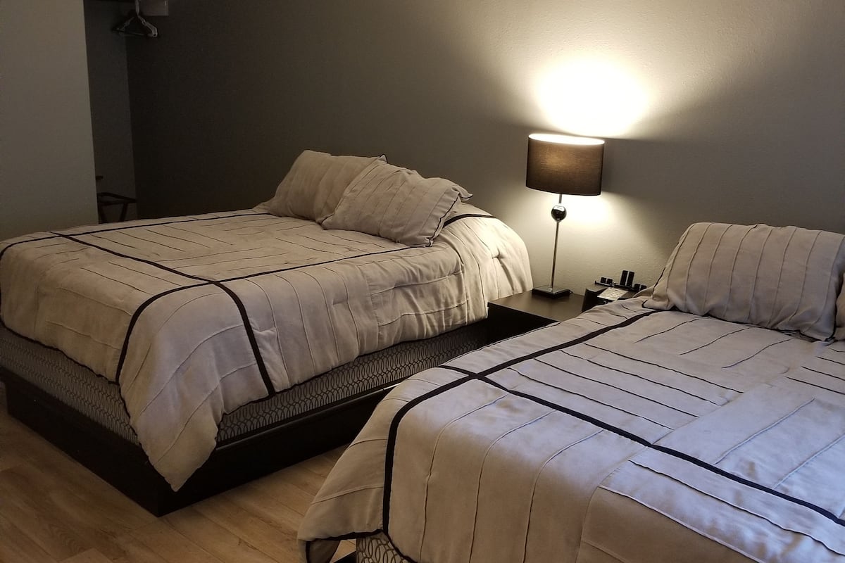 Standard Room, 2 Double Beds, Non Smoking (Two Standard Double Beds)