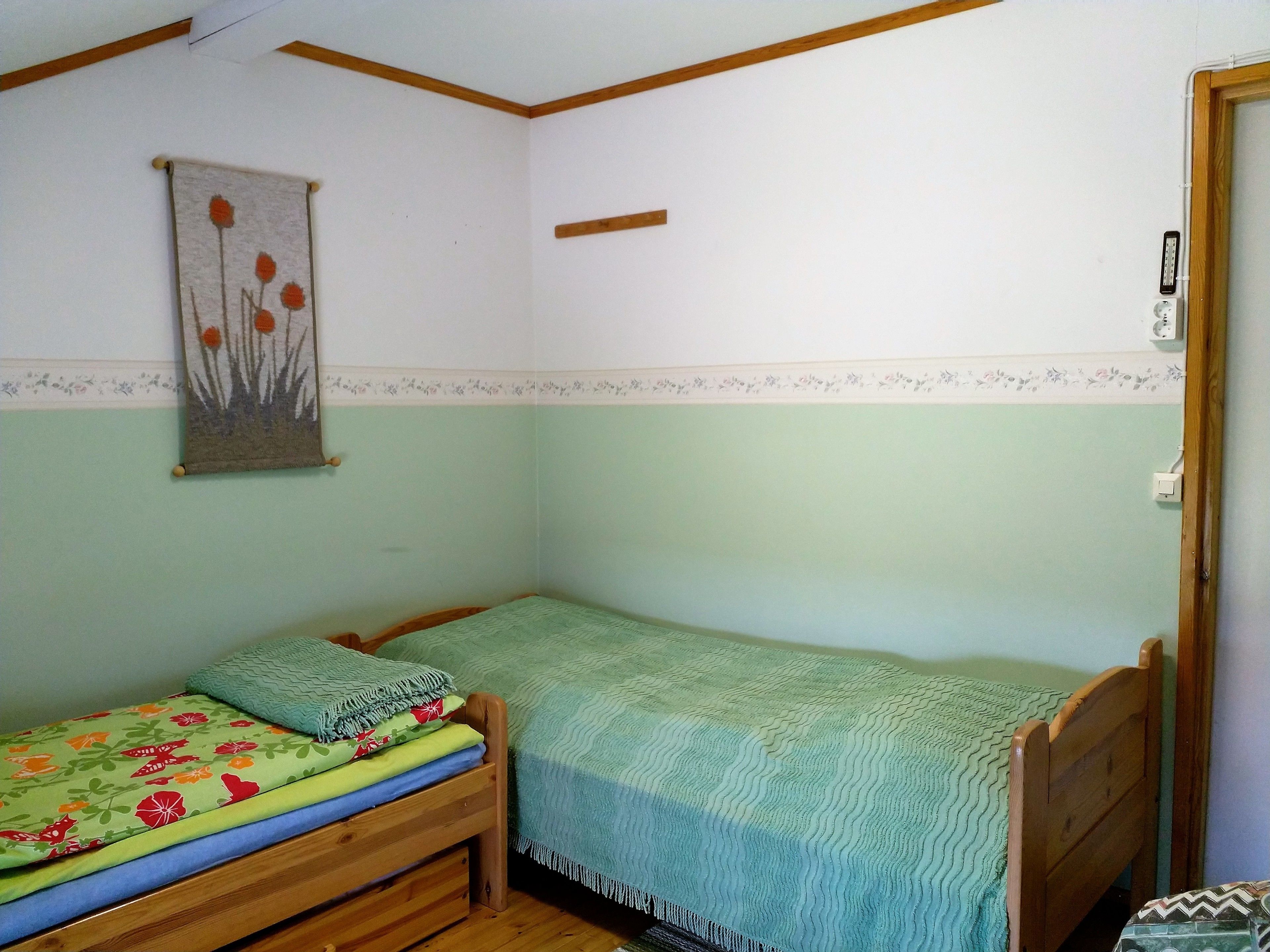 Basic Twin Room, 2 Single Beds, Hill View | Desk