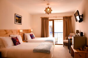 Deluxe Double Room, 1 Bedroom, Balcony, City View