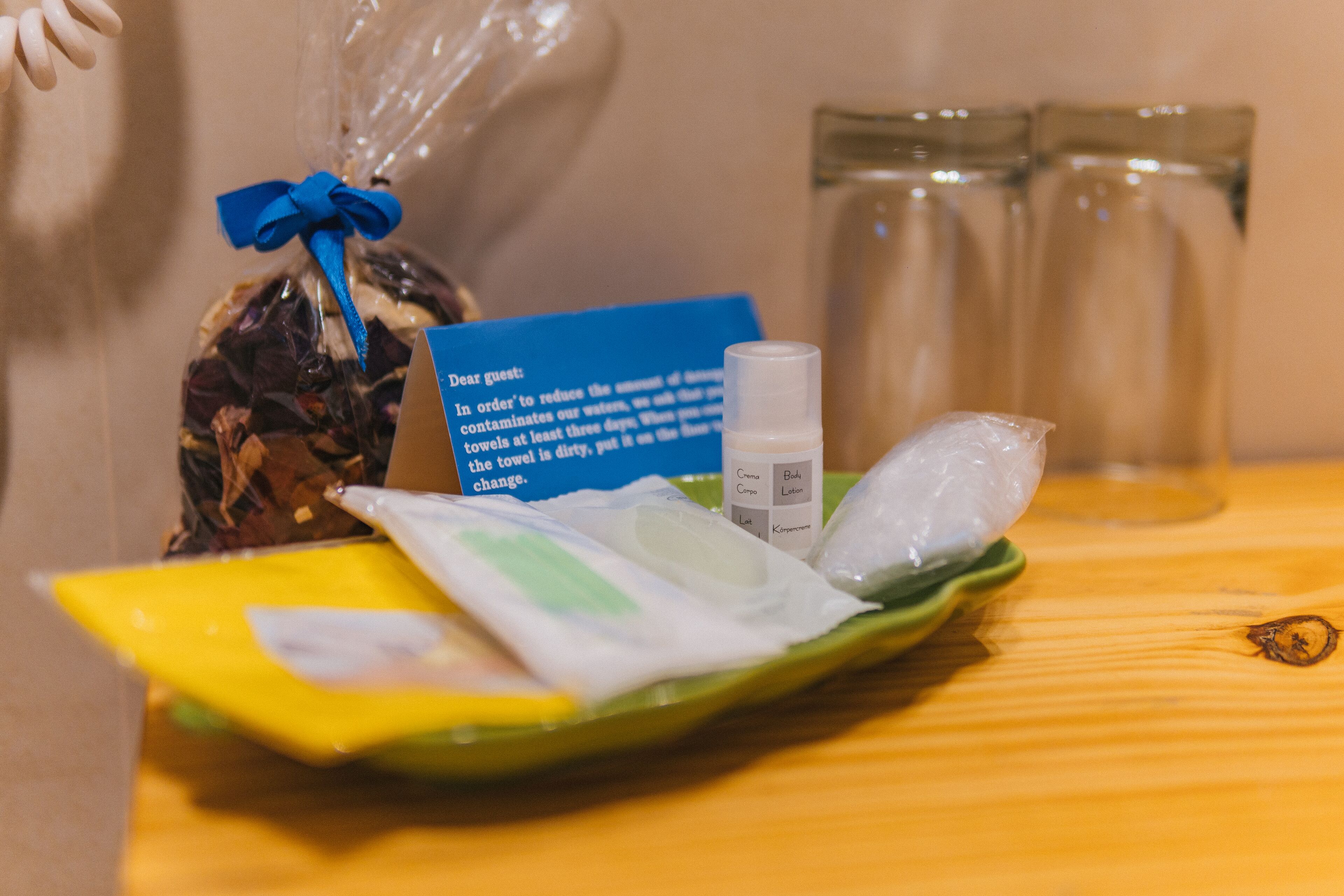 deluxe double room, 1 bedroom, balcony, city view | bathroom | shower, free toiletries, hair dryer, towels