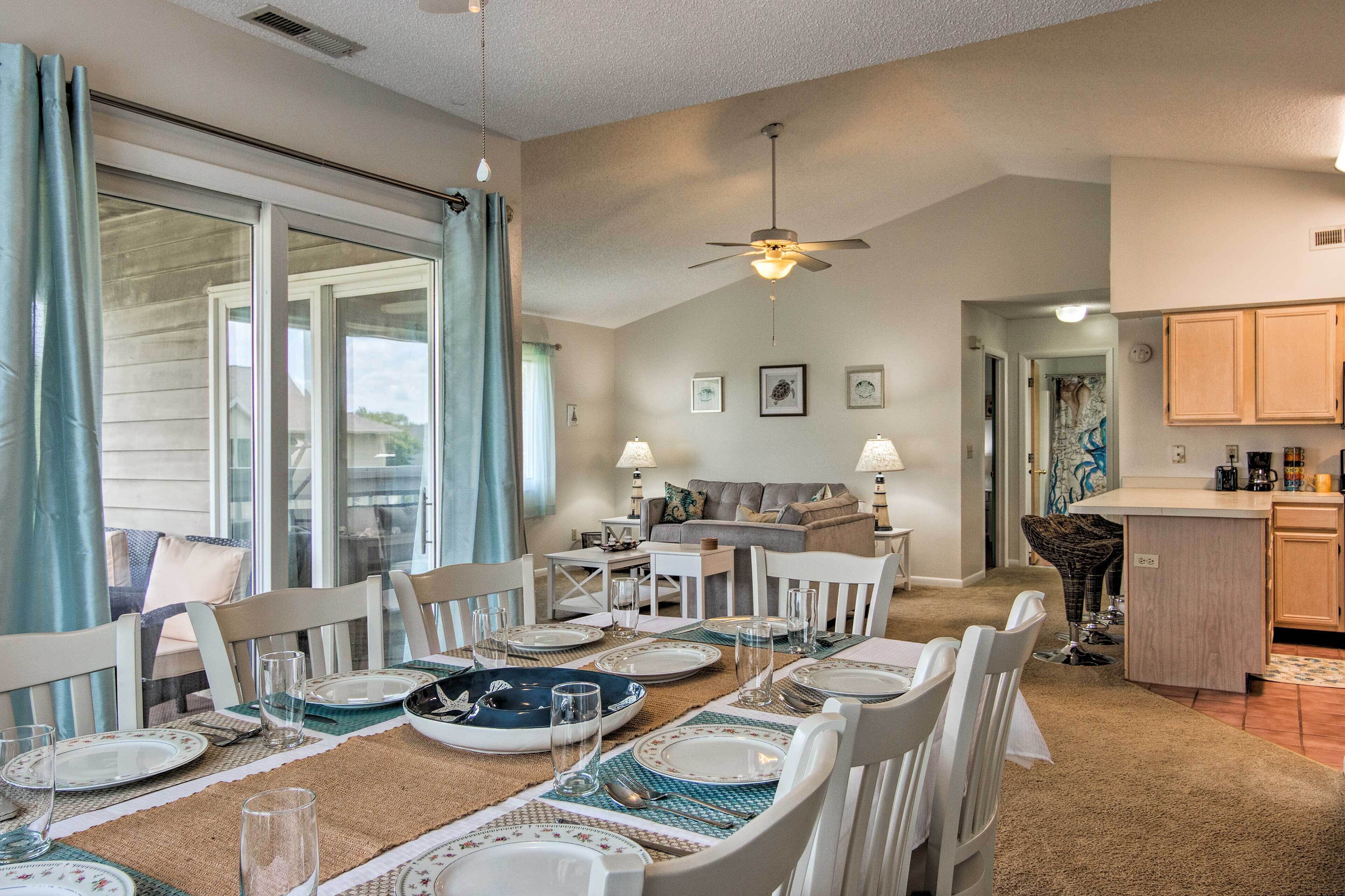 Rehoboth/Lewes Condo w/ Porch - 15 Mins to Beach!