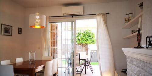 ROSERS - House with private pool, barbecue 20 minutes Barcelona