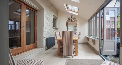 Linnet House, Shropshire