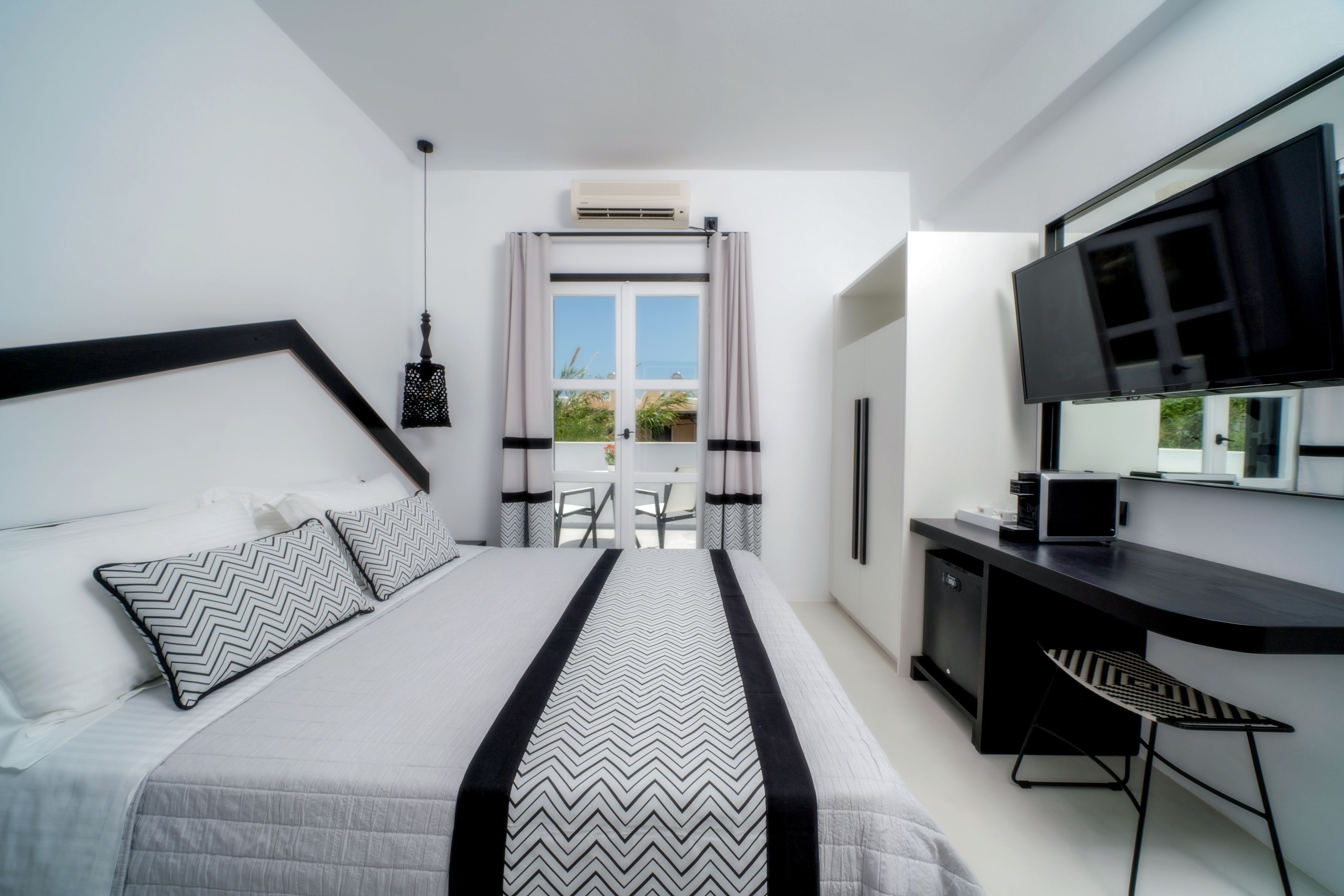 Photo - Divelia Hotel