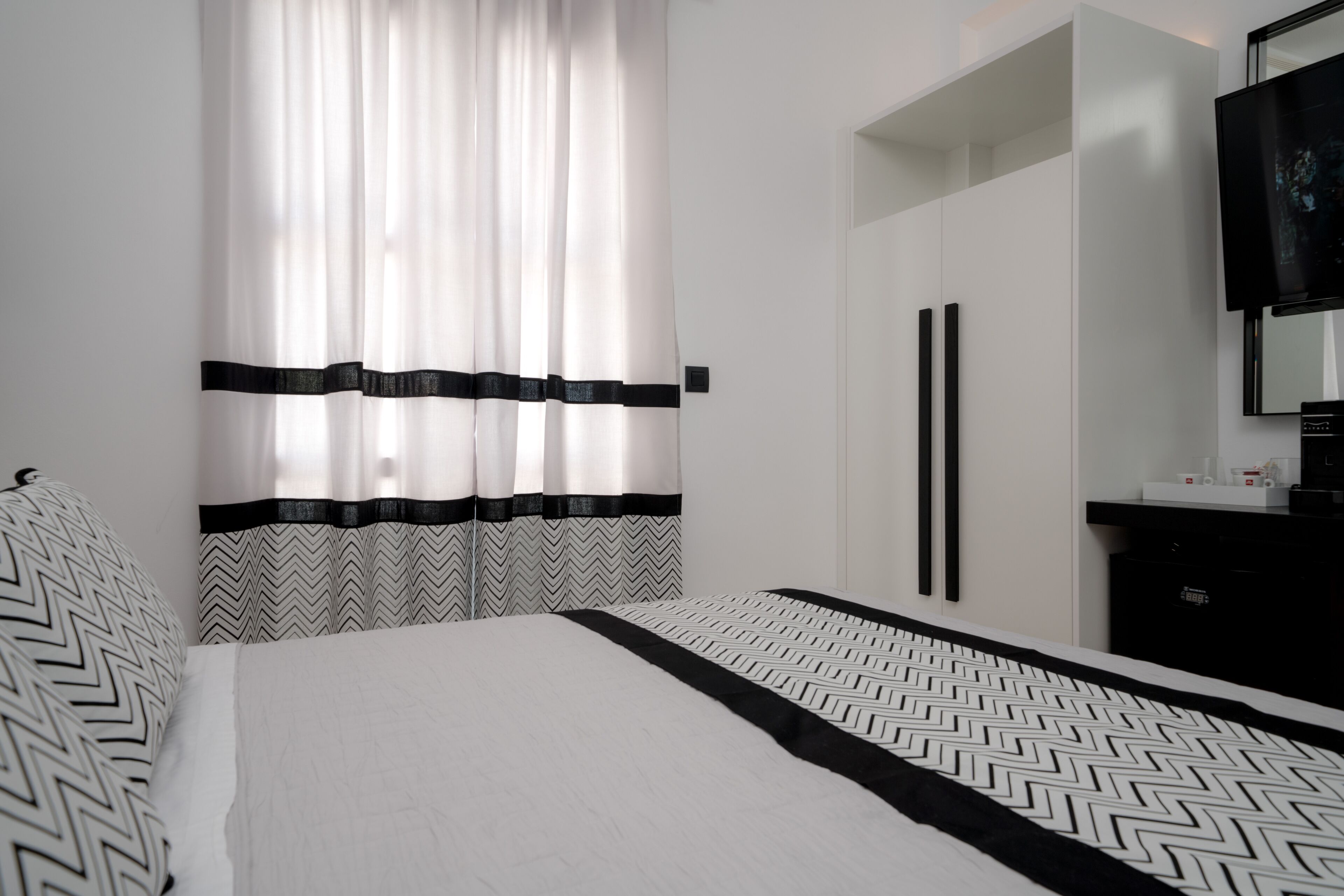 Photo - Divelia Hotel