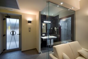 Suite, Garden View | 1 bedroom, hypo-allergenic bedding, memory-foam beds, minibar - Suite  Testani (Frosinone)