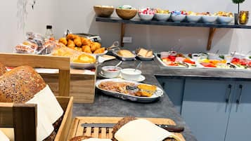 Gratis morgenmadsbuffet hver dag