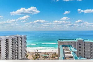 Beach nearby - Ariel Dunes I 2109 - Amazing Gulf Views, Heated Community Pool, Exercise Room! (Miramar Beach)