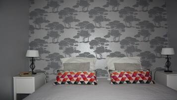 2 Schlafzimmer, Bügeleisen/Bügelbrett, Reisekinderbett, kostenloses WLAN