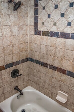 Family Room, 2 Double Beds, Kitchenette, Ground Floor | Bathroom | Combined shower/tub, free toiletries, towels