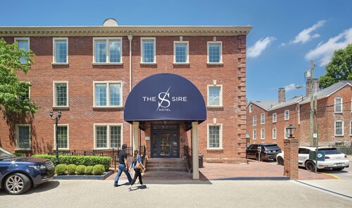 The Sire Hotel Lexington,tapestry Collection by Hi