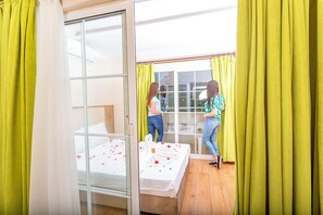 Tallelokero huoneessa