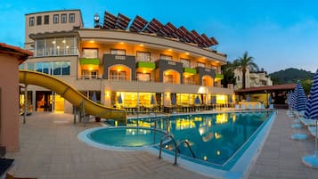 Pemandangan dari properti