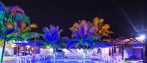 Ulkouima-allas, aurinkovarjoja