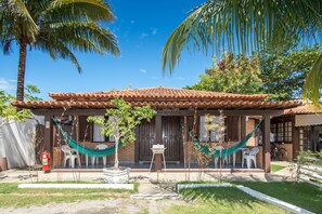 Suite | 1 bedroom, iron/ironing board, free wired internet, bed sheets - Pousada Casuarina Geribá (Búzios)