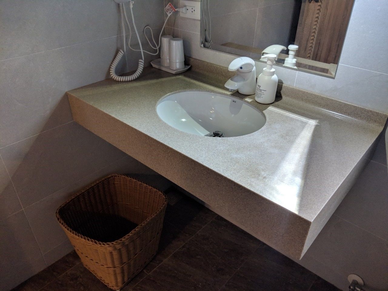 deluxe quadruple room, 2 double beds, garden view | bathroom | shower, hair dryer, slippers, towels