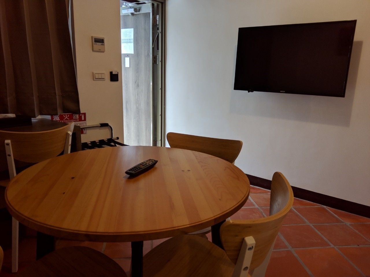 deluxe quadruple room, 2 double beds, garden view | minibar, desk, blackout curtains, soundproofing