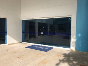 Entrada de la propiedad