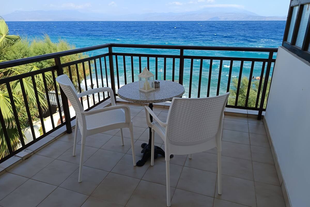 Apartamento, 3 camas individuales | Terraza o patio