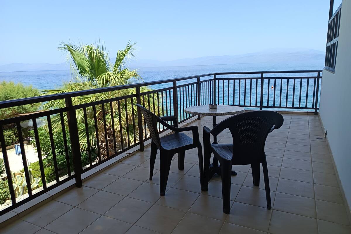 Apartment, 3 Single Beds | Terrace/patio