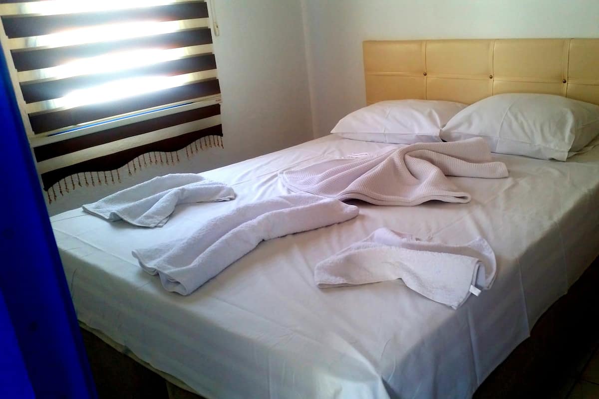 Desk, WiFi (free), bed sheets