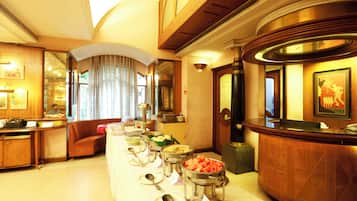 Daily buffet breakfast (INR 350 per person)