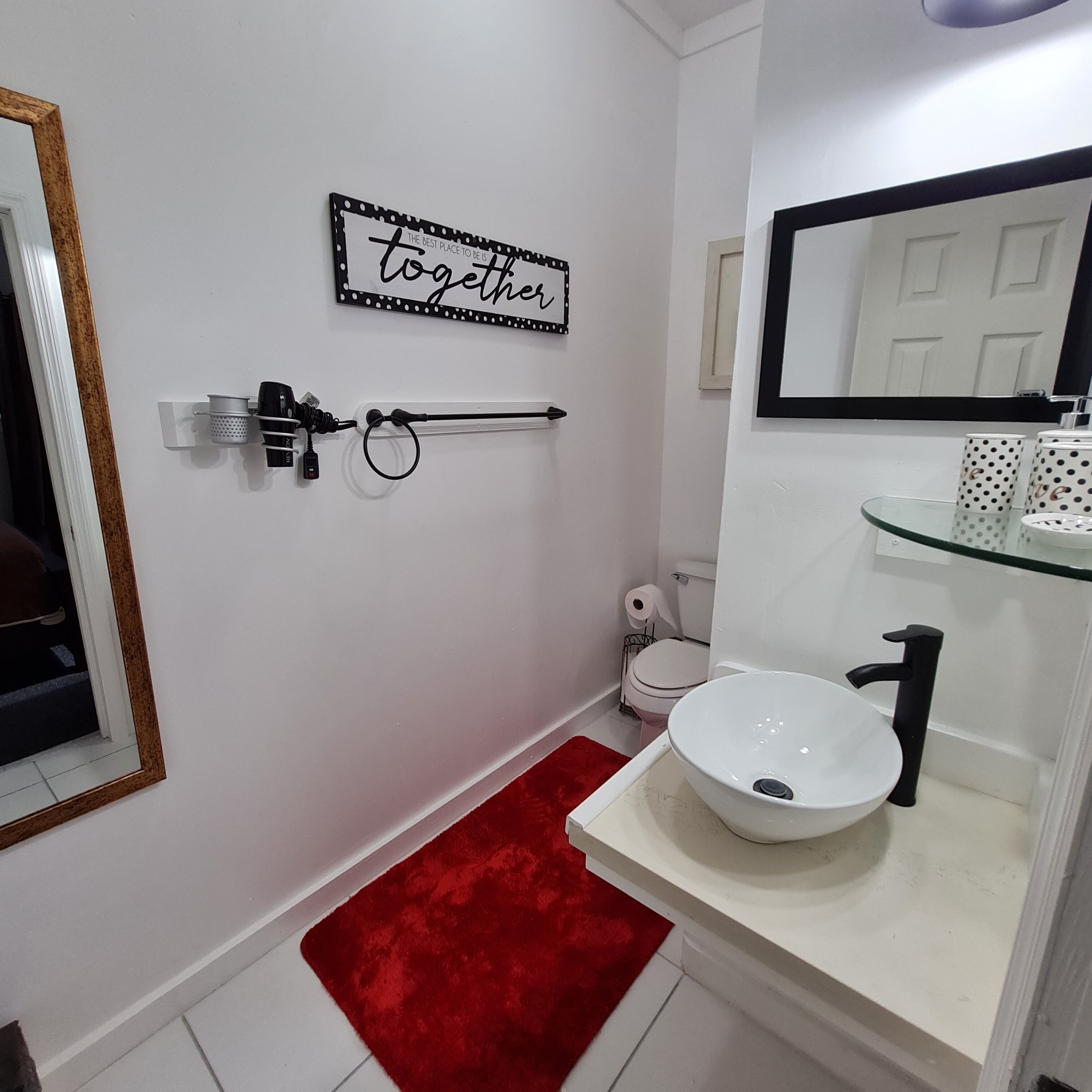 BELL At The Airport Suites