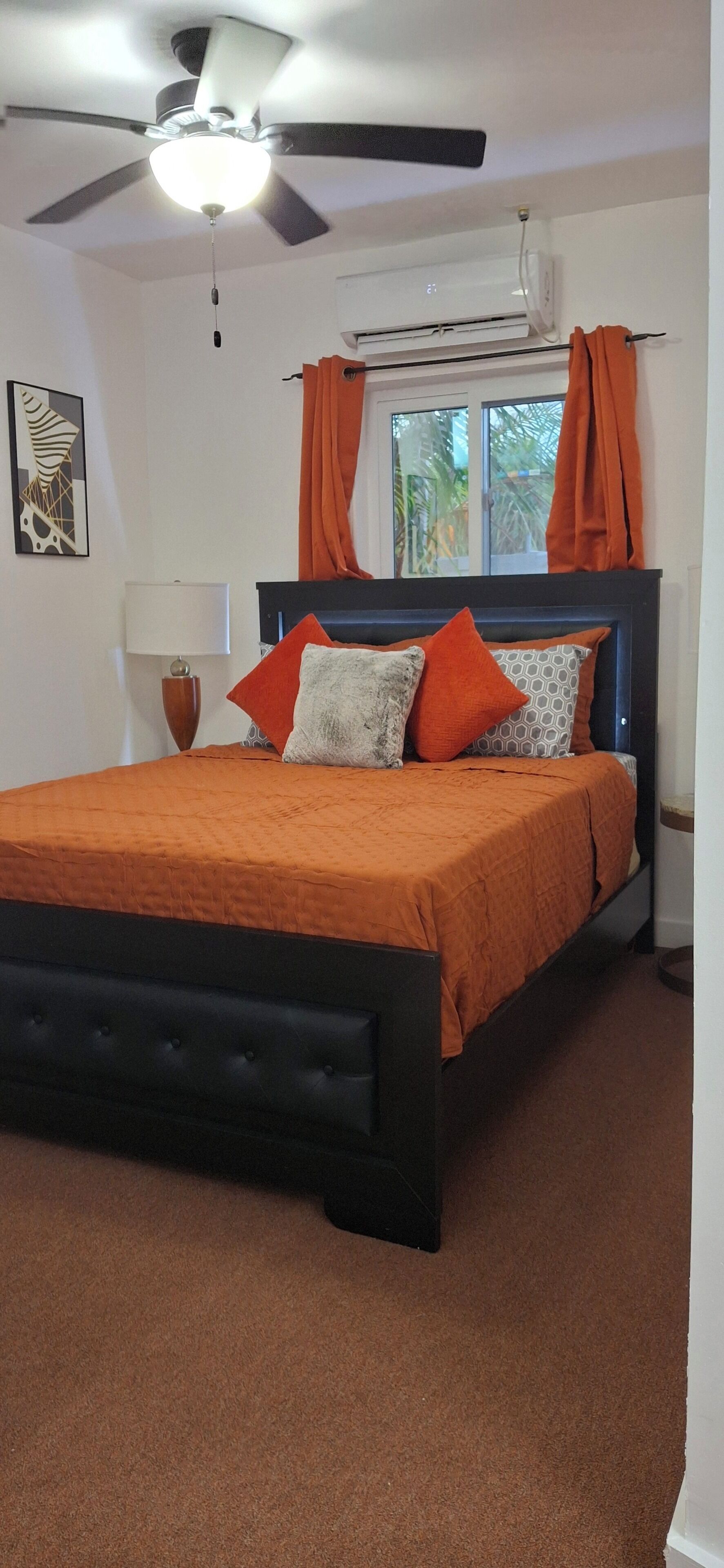 Executive Apartment, 1 Bedroom | Bathroom | Shower, free toiletries, hair dryer, towels