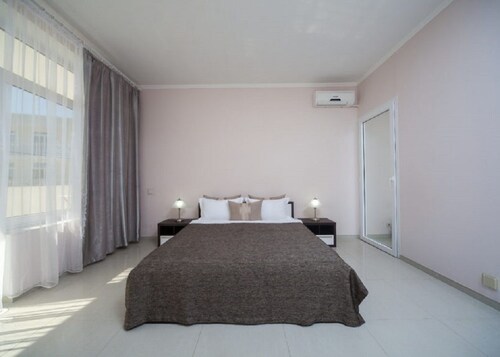 Priboy Beach Hotel