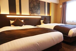 Down duvets, laptop workspace, free WiFi, bed sheets - Hotel Lantana Osaka (Osaka)