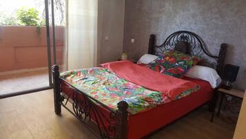 Comfort Villa | 2 bedrooms, individually decorated, individually furnished