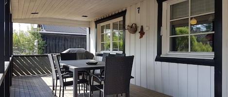 Villa, 4 Bedrooms, Sauna, Garden View | Terrace/patio