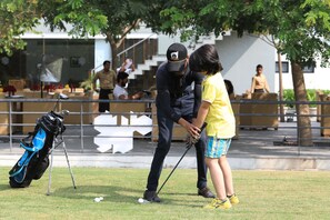 Mini-golf