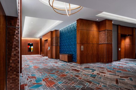 Courtyard by Marriott Washington Downtown Convention Center - Image 11
