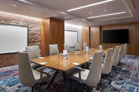 Courtyard by Marriott Washington Downtown Convention Center - Image 20