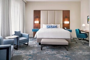 Premium bedding, in-room safe, desk, laptop workspace - Residence Inn by Marriott Washington Downtown/Convention Center (Washington)