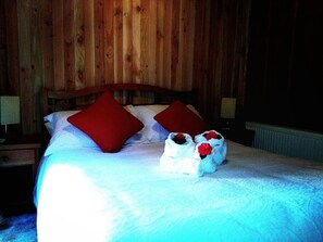 3 間睡房、高級寢具、免費 Wi-Fi