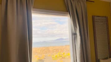 Minibar, in-room safe, free cribs/infant beds, rollaway beds