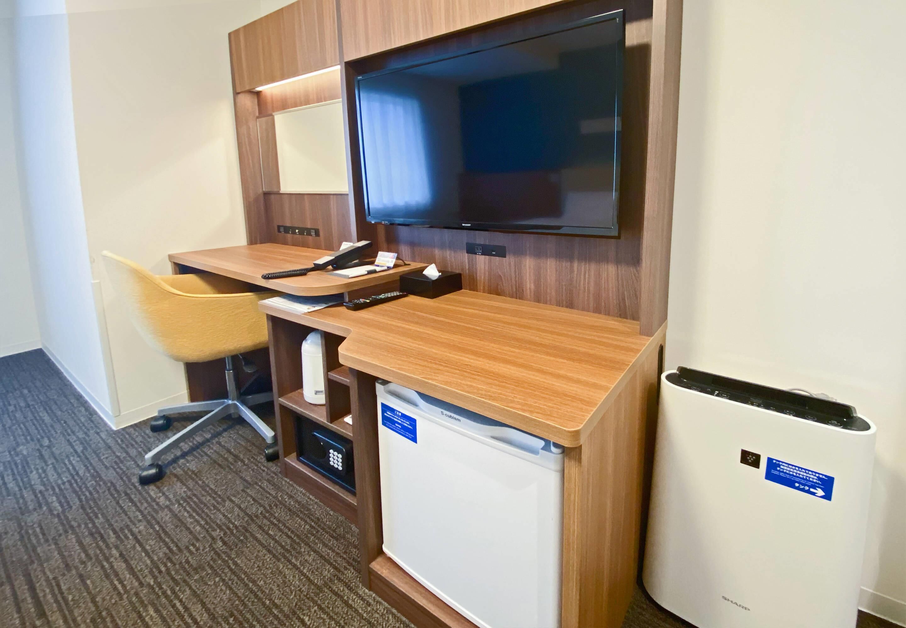 Room, Multiple Beds, Non Smoking | Premium bedding, in-room safe, desk, laptop workspace