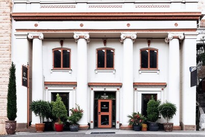 比斯比The Block酒店