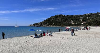 Spektakuläre Meerblick, Villa mit 2 Ferienwohnungen für 1 oder 2 Familien