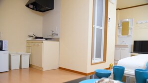 1 bedroom, premium bedding, blackout curtains, free WiFi - MT Sweet House (Osaka)