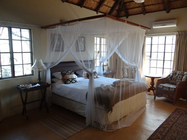 3 bedrooms, iron/ironing board, Internet, bed sheets