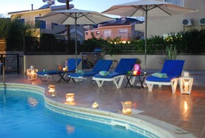 Outdoor pool - Exclusive Quiet Villa in Residential area of Peyia with Private Pool & Sea Views (Peyia)