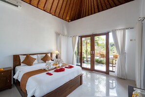 Habitació doble Deluxe | Caixa forta a l'habitació, escriptori i habitacions insonoritzades 