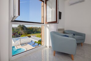 Interior - Newly renovated spacious villa Nicole, amazing seaview,40 m2 pool,sauna,billiard (Banjole)