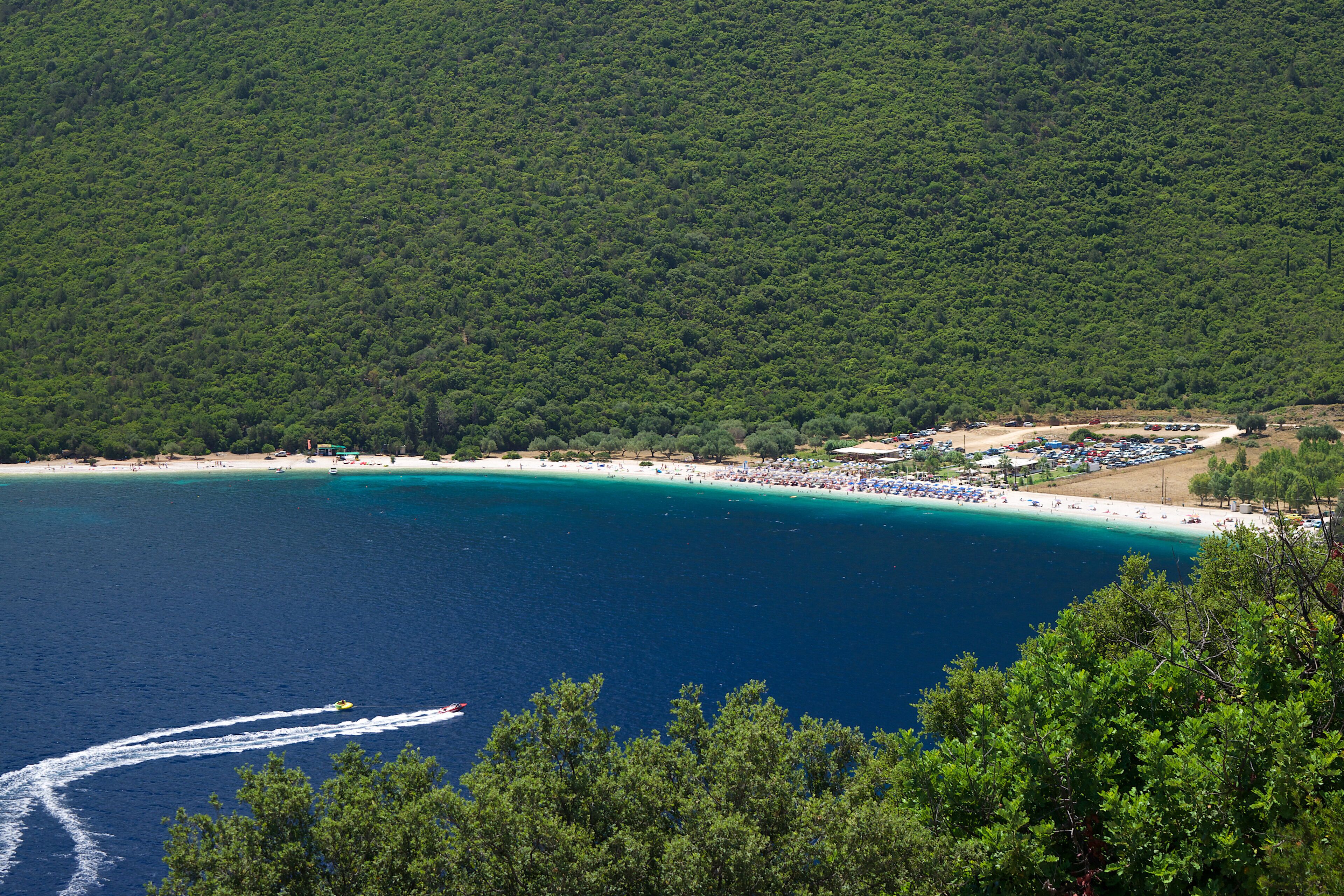 Plage à proximité, chaises longues