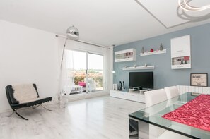 TV, table tennis, books