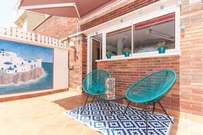 Terrace/patio - Villa Lucrezia Barcelona :) Breakfast Included :) (CERVELLO)