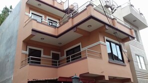 Front of property - Nepal Inn Bed & Breakfast (Lalitpur)